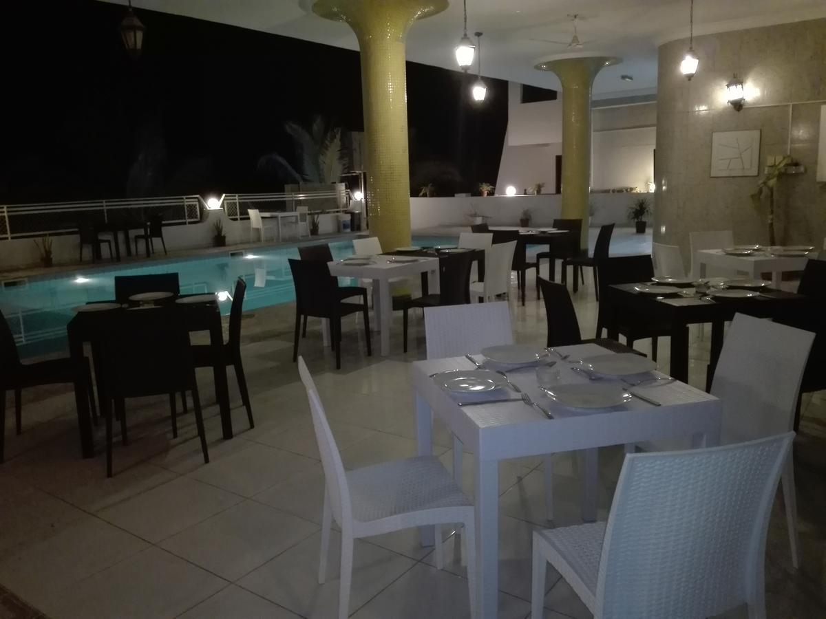 Salalah Beach Villas Exteriör bild