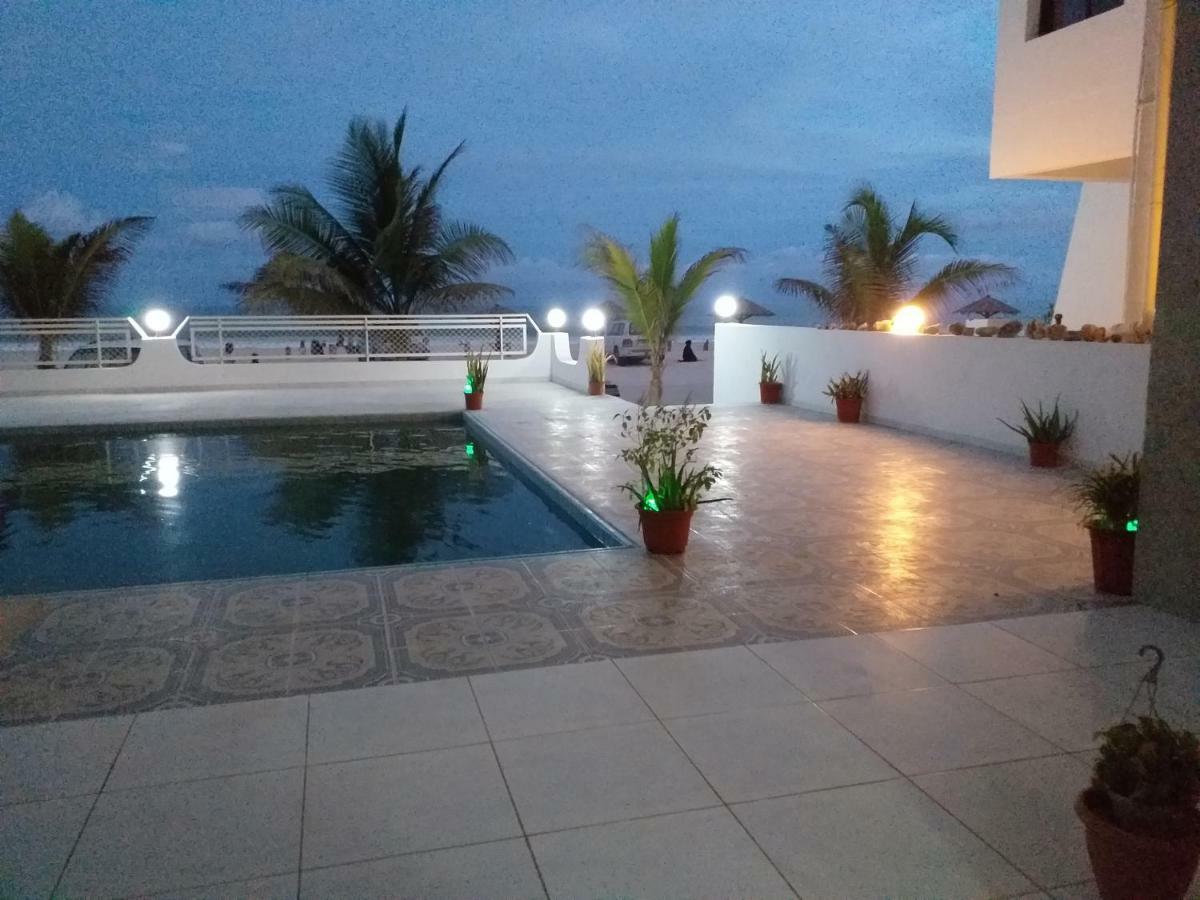 Salalah Beach Villas Exteriör bild